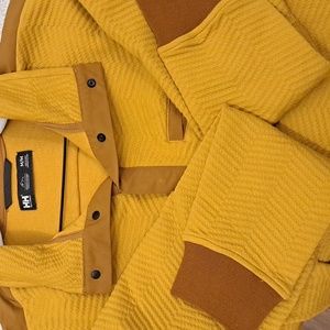 Used Men's Helly Hansen Lilo pullover